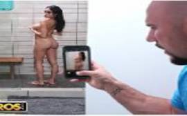 Melhor do sexo com uma morena super gostosa em um belo vídeo de sexo com um careca