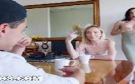 Novinho bem dotado comendo suas titias gostosas em um vídeo de sexo foda