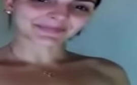 Caiu na net policial pelada da porra socando o dedo na buceta sem fundo com tudo
