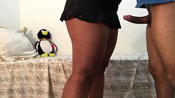 Caiu na net a novinha tarada de quatro dando gostoso para o seu professor